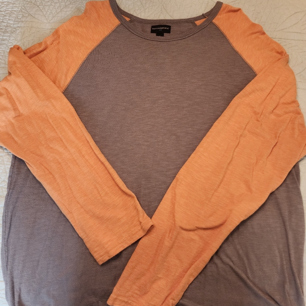 Banana Republic long sleeve henley grey orange xl